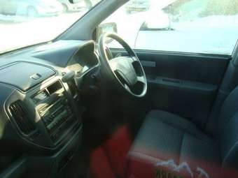 2002 Mitsubishi Dingo Pictures