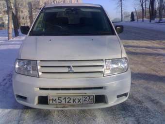 2002 Mitsubishi Dingo Pictures