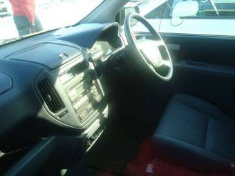 2002 Mitsubishi Dingo Photos