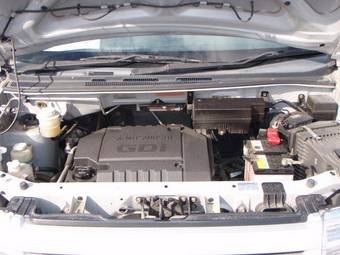 2002 Mitsubishi Dingo Pictures