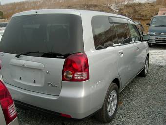 2000 Mitsubishi Dion