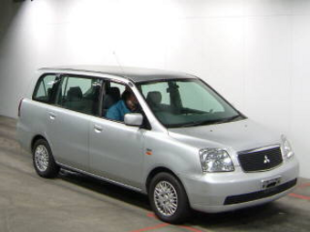 2000 Mitsubishi Dion