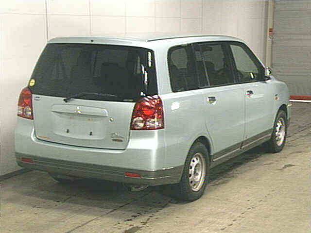 2000 Mitsubishi Dion