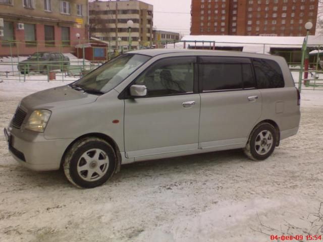 2000 Mitsubishi Dion