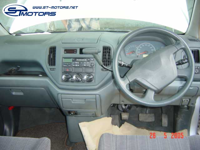 2000 Mitsubishi Dion Pictures