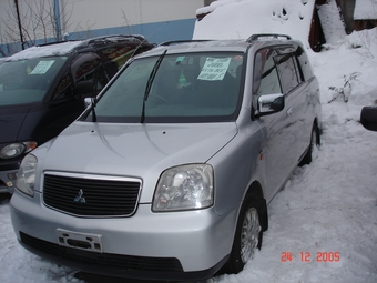 2000 Mitsubishi Dion