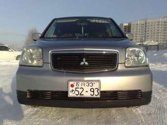 2000 Mitsubishi Dion Pics