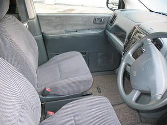 2000 Mitsubishi Dion Pictures