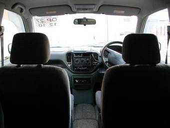 2000 Mitsubishi Dion Pics
