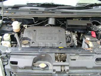 2000 Mitsubishi Dion Images