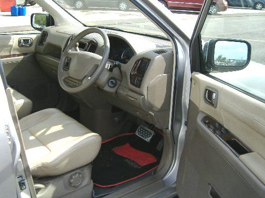 2001 Mitsubishi Dion Wallpapers