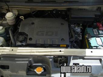 2001 Mitsubishi Dion Pictures