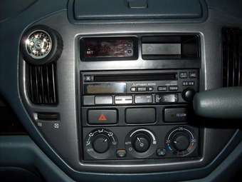 2001 Mitsubishi Dion Pics