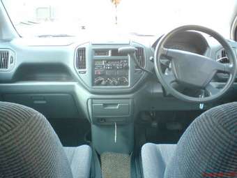 2001 Mitsubishi Dion Images