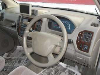 2001 Mitsubishi Dion Pictures