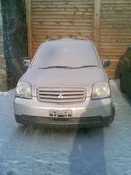 2002 Mitsubishi Dion