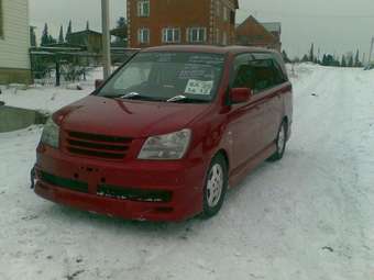 2002 Mitsubishi Dion Images