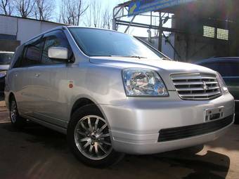2002 Mitsubishi Dion Pictures