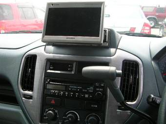 2002 Mitsubishi Dion Pictures