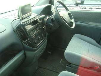 2003 Mitsubishi Dion Wallpapers