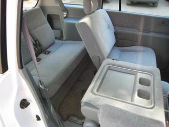 2003 Mitsubishi Dion Pictures