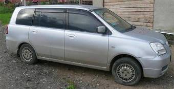 2004 Mitsubishi Dion Pictures