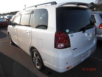 2004 Mitsubishi Dion Pics