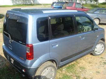 2004 Mitsubishi eK Active Photos