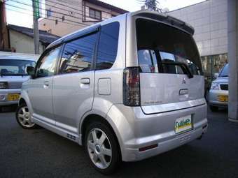 2004 Mitsubishi eK Sport Images