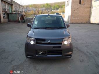 2004 Mitsubishi eK Sport Photos