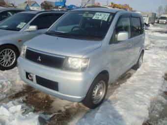 2002 Mitsubishi eK Wagon Images