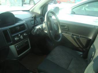 2002 Mitsubishi eK Wagon Pictures