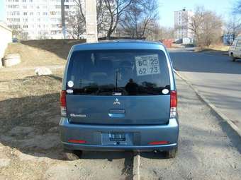 2003 Mitsubishi eK Wagon Images