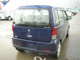 2003 Mitsubishi eK Wagon Pics