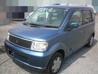 2003 Mitsubishi eK Wagon Pictures