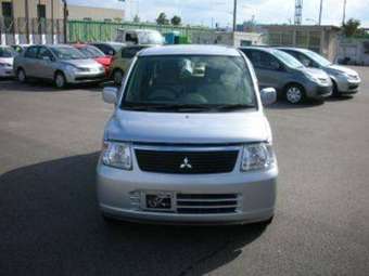 2005 Mitsubishi eK Wagon Pics