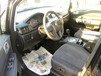 2003 Mitsubishi Endeavor Pictures