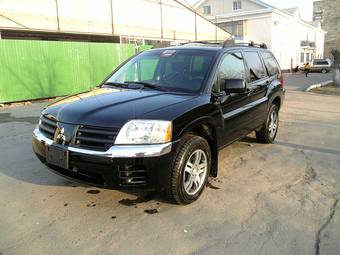 2003 Mitsubishi Endeavor Images