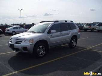 2004 Mitsubishi Endeavor Pictures