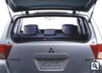 2005 Mitsubishi Endeavor Pictures