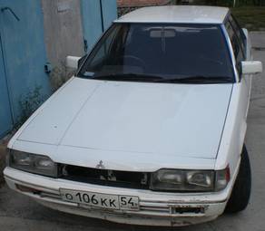 1989 Mitsubishi Eterna Pictures