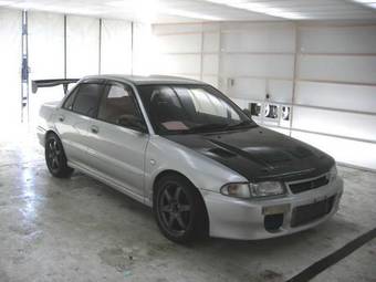 1993 Mitsubishi Evolution X Pictures