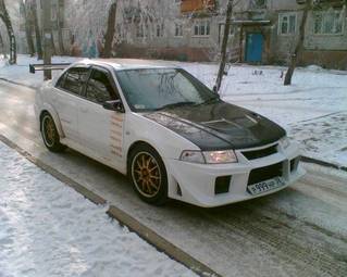 1998 Mitsubishi Evolution X Pics