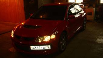 2004 Mitsubishi Evolution X Pictures