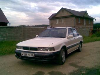 1987 Mitsubishi Galant Images