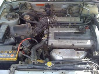 1988 Mitsubishi Galant Photos