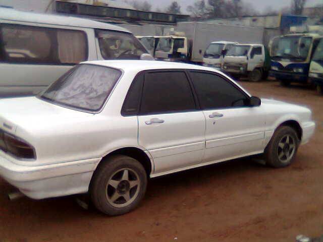 1989 Mitsubishi Galant