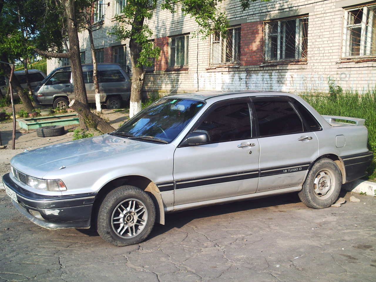 1989 Mitsubishi Galant