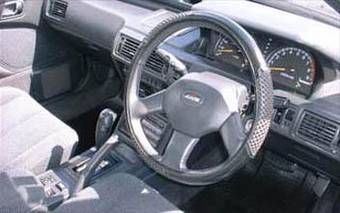 1990 Mitsubishi Galant Photos