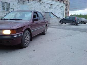 1990 Mitsubishi Galant Photos